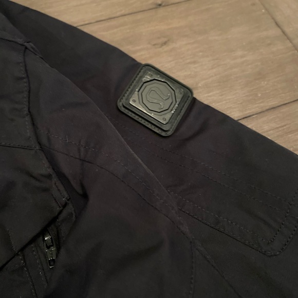 Men’s Lululemon jacket - Picture 5 of 6